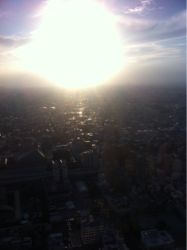 宇宙に浮かぶ星の如く☆